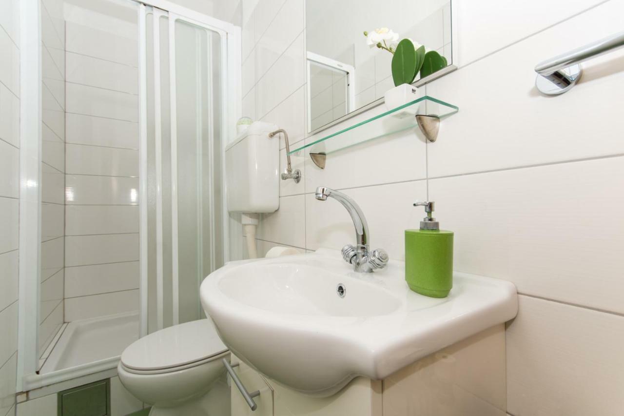 Apartman Domic Slatine Kültér fotó