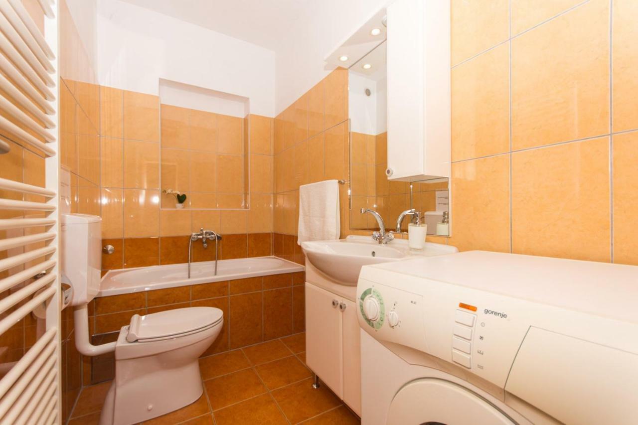 Apartman Domic Slatine Kültér fotó